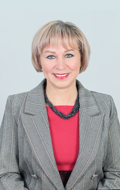 Попова Светлана Матвеевна.